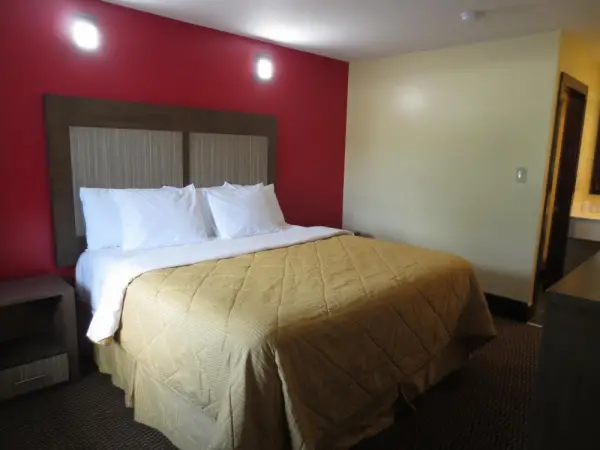 Brick Motor Inn 8